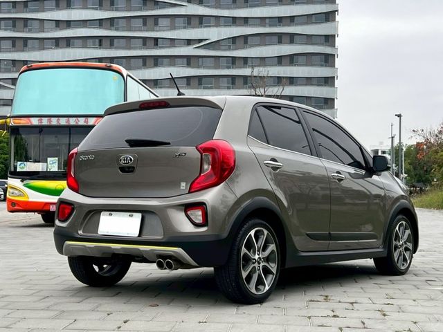 2018年 KIA Picanto 1.3L 摸門 一鍵啟動 定速 恆溫 方向盤快控 倒車顯影 ISOFIX安全座椅  第4張相片