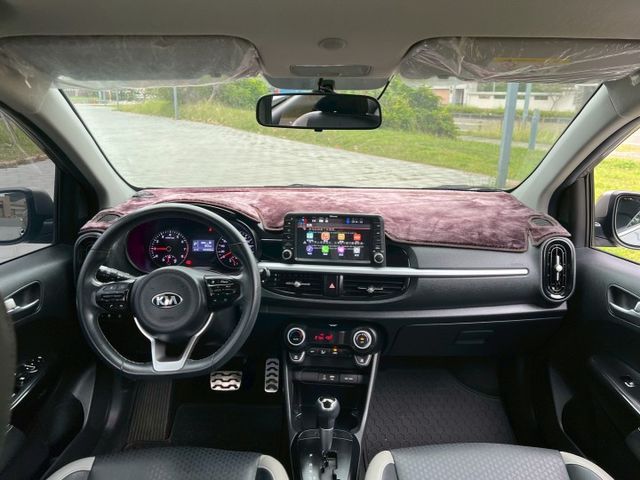2018年 KIA Picanto 1.3L 摸門 一鍵啟動 定速 恆溫 方向盤快控 倒車顯影 ISOFIX安全座椅  第11張相片