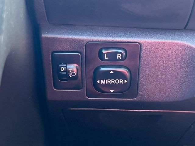 2012年 TOYOTA YARIS 1.5L 跑少極品 電折後視鏡  第14張相片