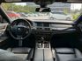 2013年 BMW 740Li 正M版 免鑰匙啟動 車道偏移警示 270環景 盲點 電吸門 定速 循跡防滑  第11張縮圖