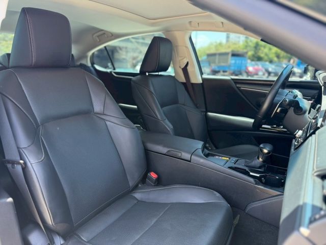 2023年 LEXUS ES200 頂級版 全速域跟車 天窗 無線充電盤 無線CarPlay  第7張相片
