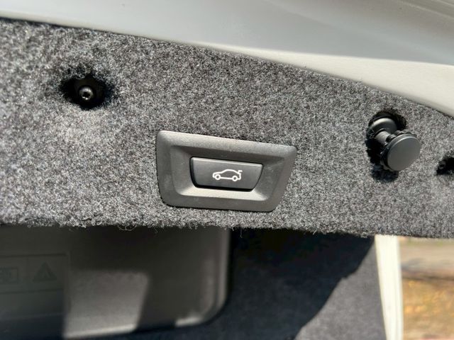 5 SERIES SEDAN F10  第19張相片