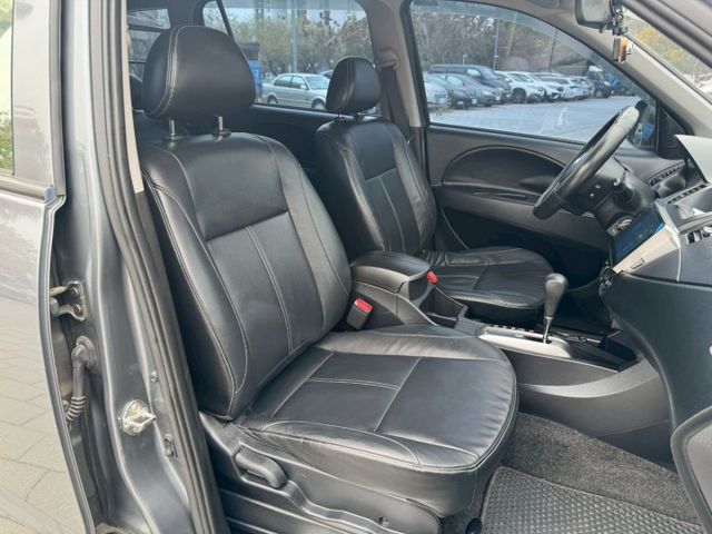 2017年 中華 Zinger 2.4L 認證 實跑 安卓機  第8張相片