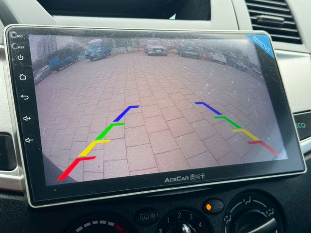 2017年 中華 Zinger 2.4L 認證 實跑 安卓機  第15張相片