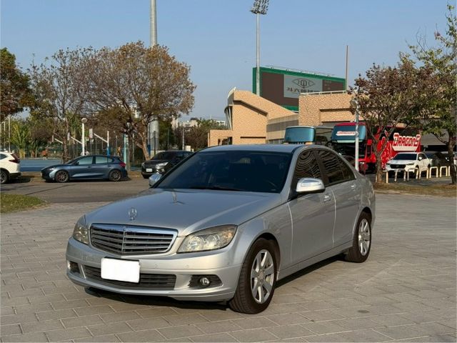 2007年 Benz C200 1.8L 總代理 原鈑件 里程僅跑14萬 安卓機 CarPlay  第1張相片
