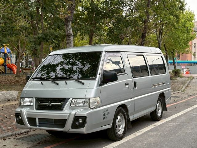 2015年 中華 得利卡 2.4L 實跑 2人座  第1張相片