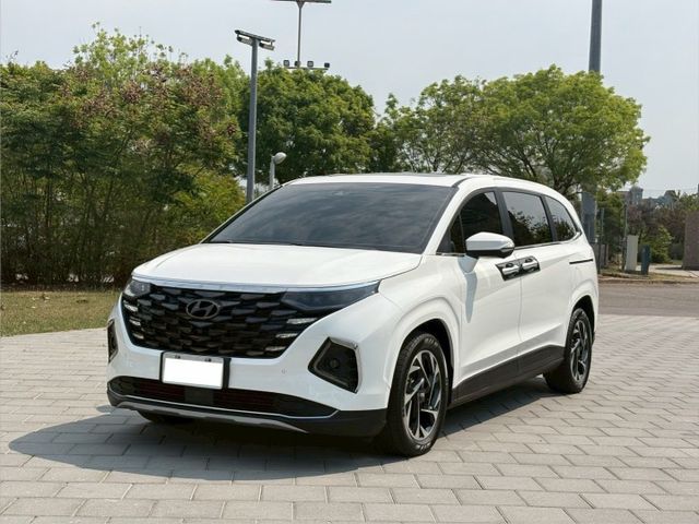 2024年 現代 Custin 1.5t GLT-B 雙電滑門 電尾門 環景 4座電動通風加熱椅 改大理石地板  第1張相片