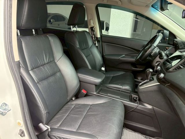 2016年 HONDA CR-V 2.4L 4WD 認證 實跑 天窗 定速 電動椅  第8張相片