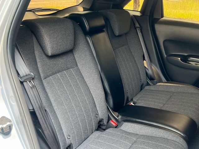 2023年 HONDA Fit 油電 摸門 盲點 跟車 CarPlay 開價53.8萬  第10張相片