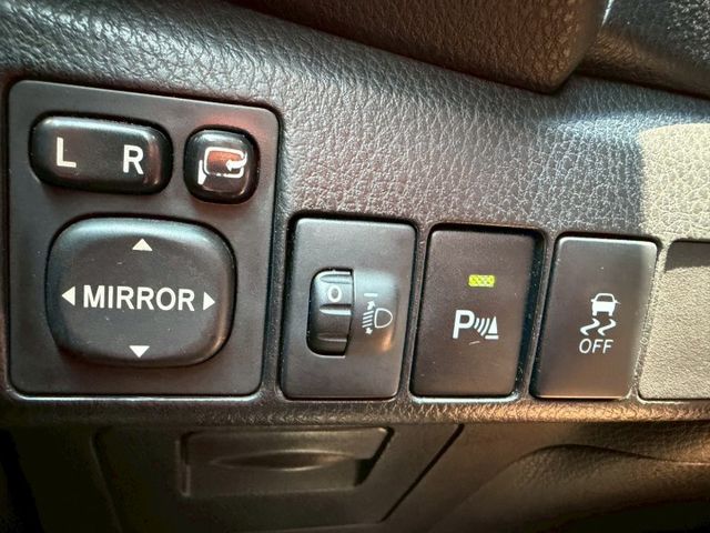 2015年 TOYOTA Altis 1.8L 摸門 一鍵啟動 定速 恆溫 安卓機 開價26.8萬  第14張相片