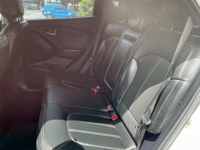 2016年 現代 ix35 柴油 2.0 認證 實跑 安卓機 CarPlay 開價19.8萬  第9張相片