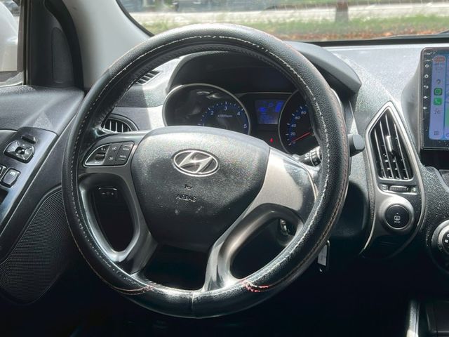2016年 現代 ix35 柴油 2.0 認證 實跑 安卓機 CarPlay 開價19.8萬  第12張相片