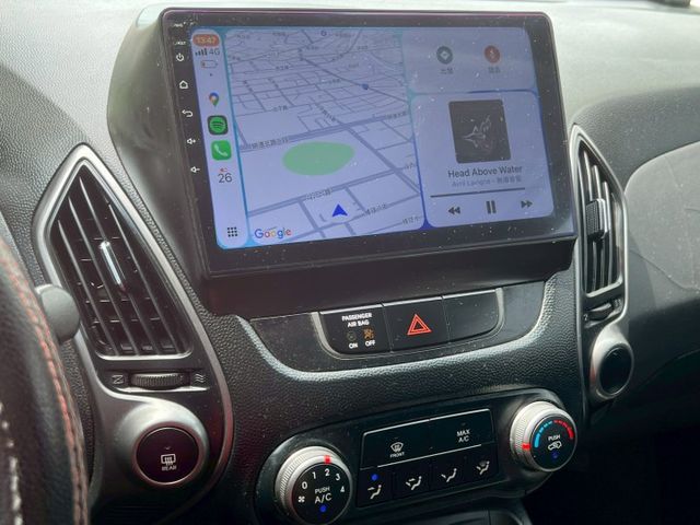2016年 現代 ix35 柴油 2.0 認證 實跑 安卓機 CarPlay 開價19.8萬  第14張相片