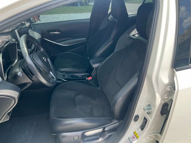 2020年 Toyota Auris 2.0 旗艦版 摸門 雙前電熱椅 盲點 抬頭顯示器 跟車 開價53.8萬  第7張相片
