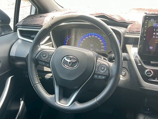 2020年 Toyota Auris 2.0 旗艦版 摸門 雙前電熱椅 盲點 抬頭顯示器 跟車 開價53.8萬  第12張相片