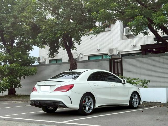2013年 Benz CLA250 AMG 2.0 已認證 環景 開價42.8萬  第4張相片
