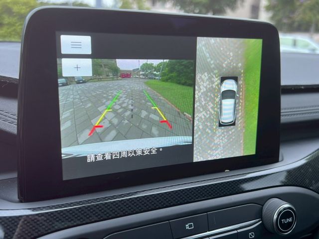 2022年 Kuga AWD ST-Line  跟車 全景天窗 B&O音響 環景 原廠保養 抬顯 電尾門 開價68.8萬  第19張相片