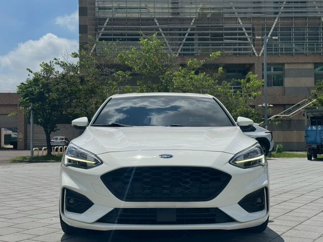 2020年 Focus ST-Line Lommel 1.5t B&O音響 盲點 抬顯 開價39.8萬  第2張相片