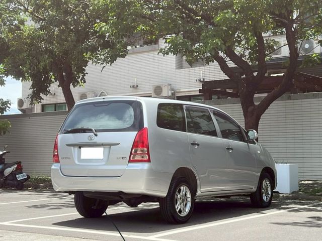 2015年 TOYOTA innova 2.0L 原廠保養 開價12.8萬  第4張相片