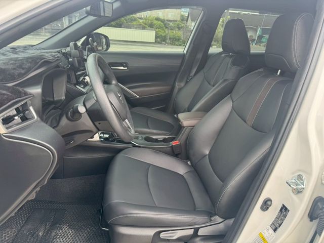 2024年 TOYOTA Corolla Cross 1.8L 摸門  CarPlay 原廠保養 開價56.8萬  第7張相片