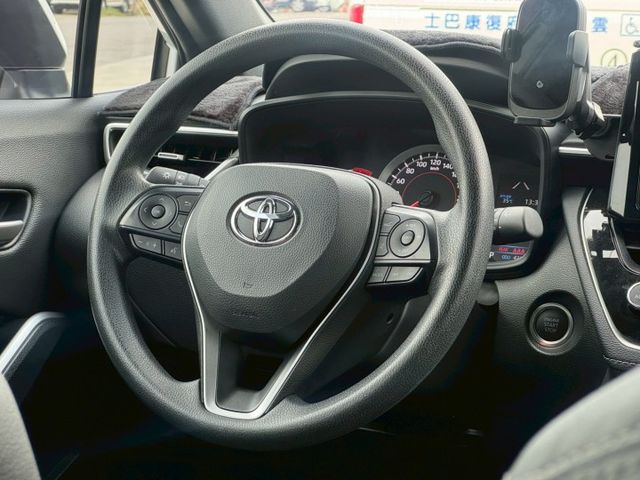 2024年 TOYOTA Corolla Cross 1.8L 摸門  CarPlay 原廠保養 開價56.8萬  第12張相片