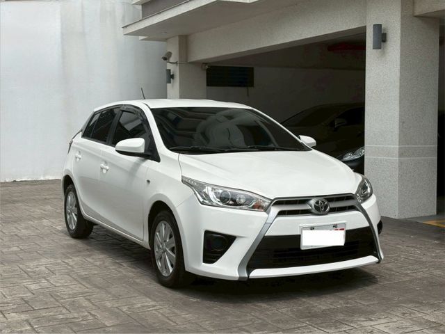 2017年 TOYOTA Yaris 1.5L 認證 實跑 開價27.8萬  第3張相片