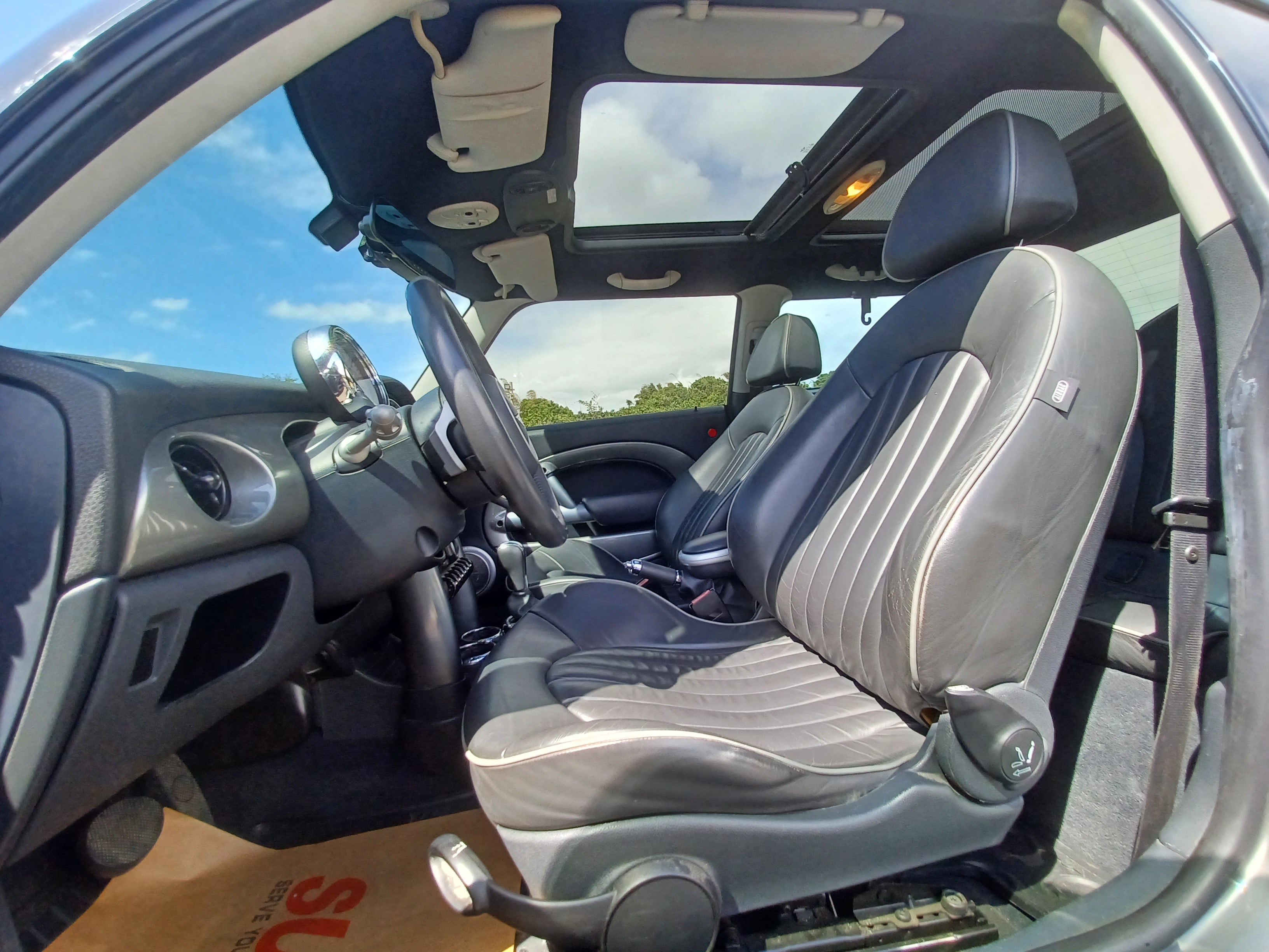 2006年出廠 Mini Cooper Park Lane版本 限量300台  第5張相片