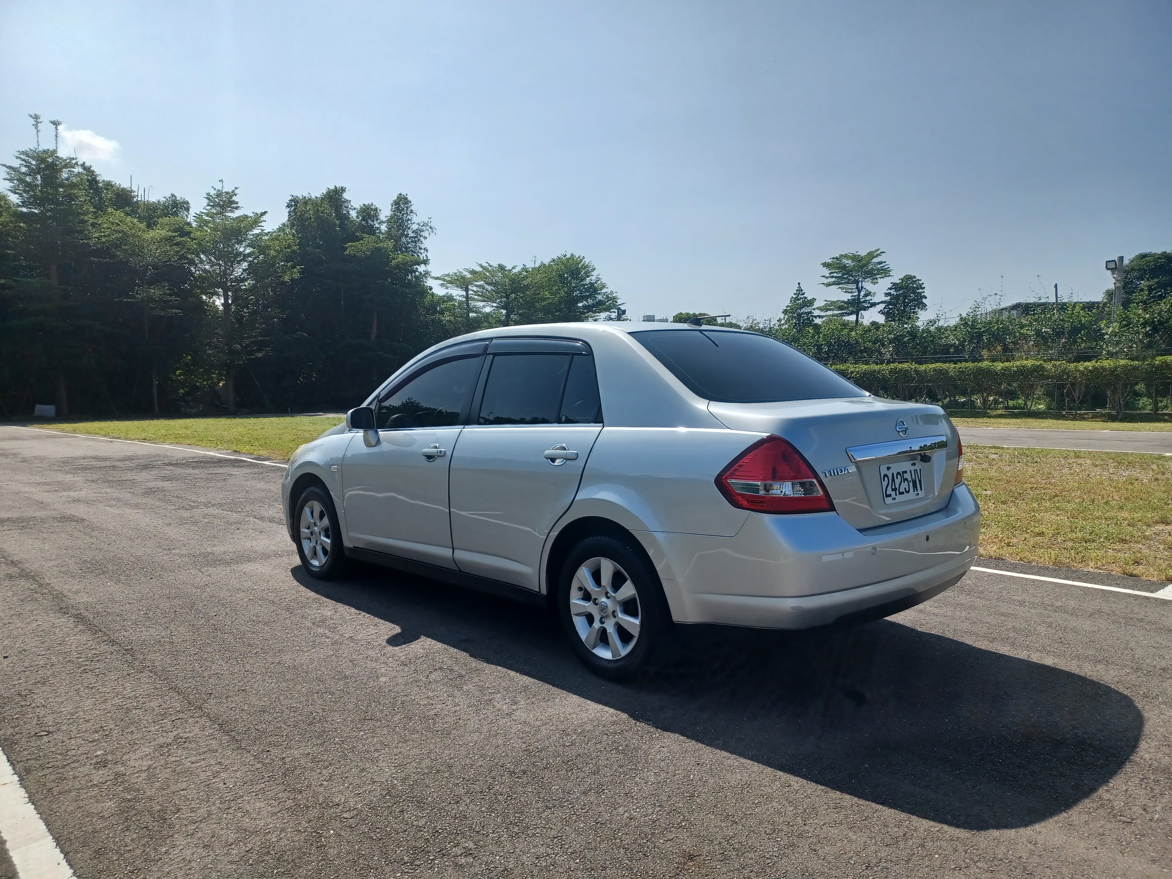 2009 Nissan Tiida 1.8L  第3張相片