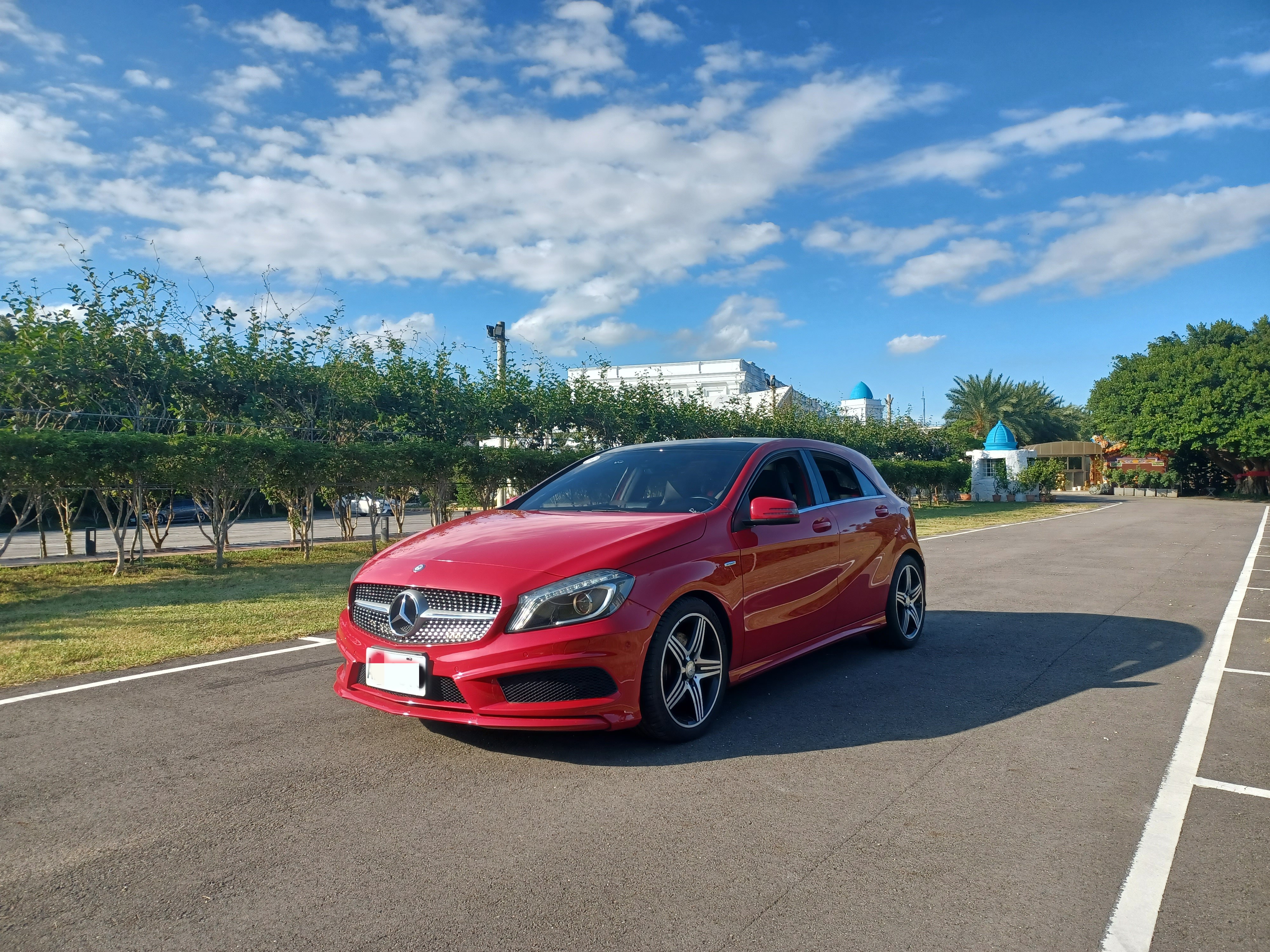 2014 M-Benz A-Class A250 Sport  第1張相片