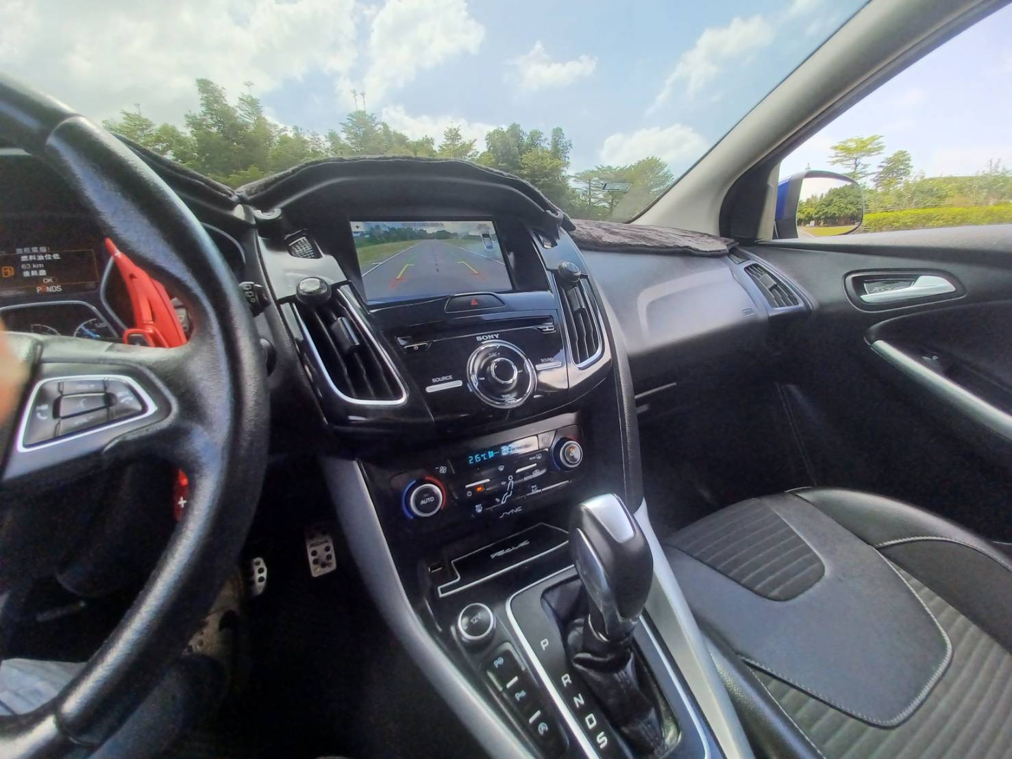 2018 Ford Focus 5D EcoBoost 180頂級運動型  第4張相片