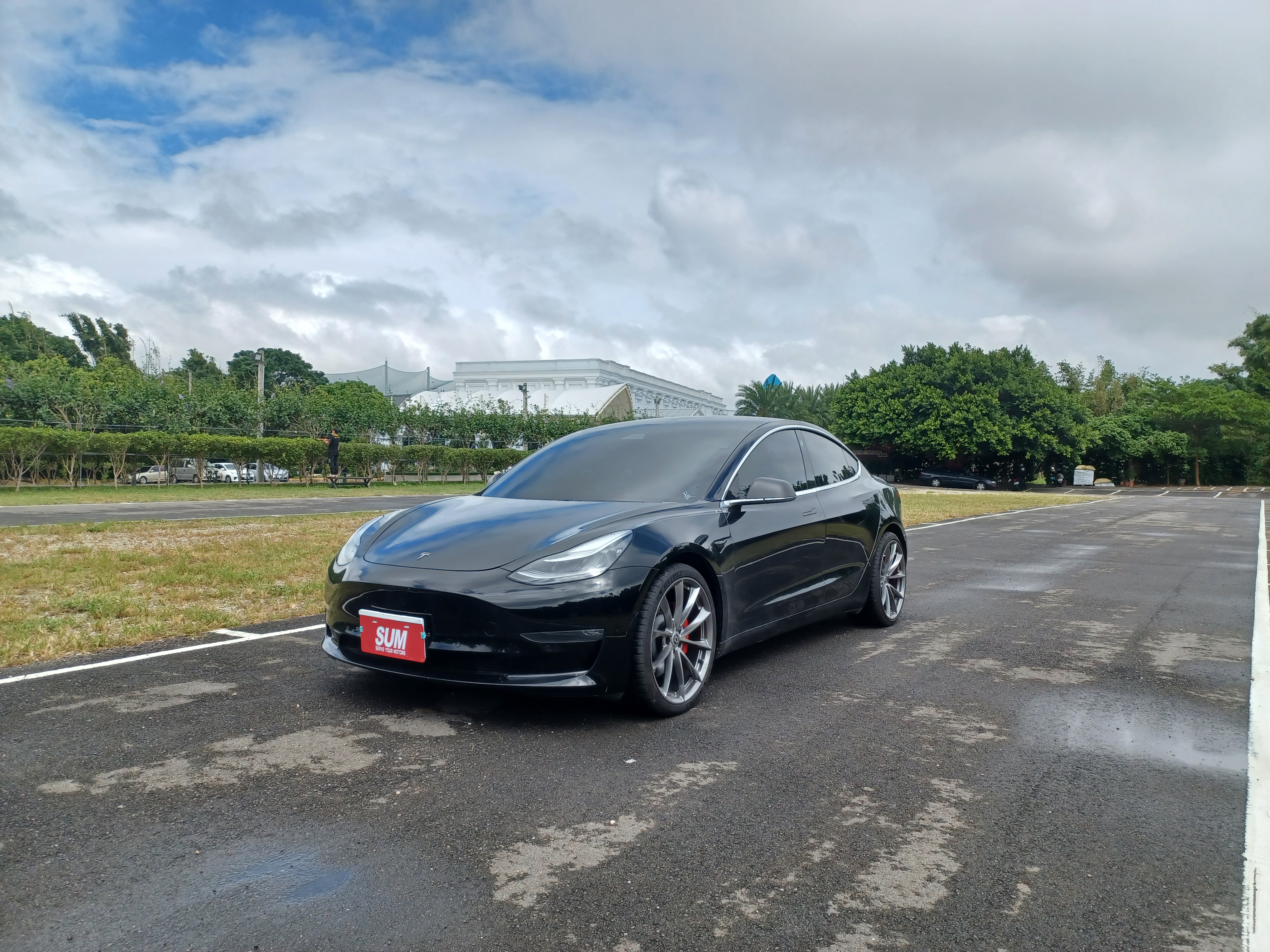 2020 Tesla Model 3 performance  第1張相片