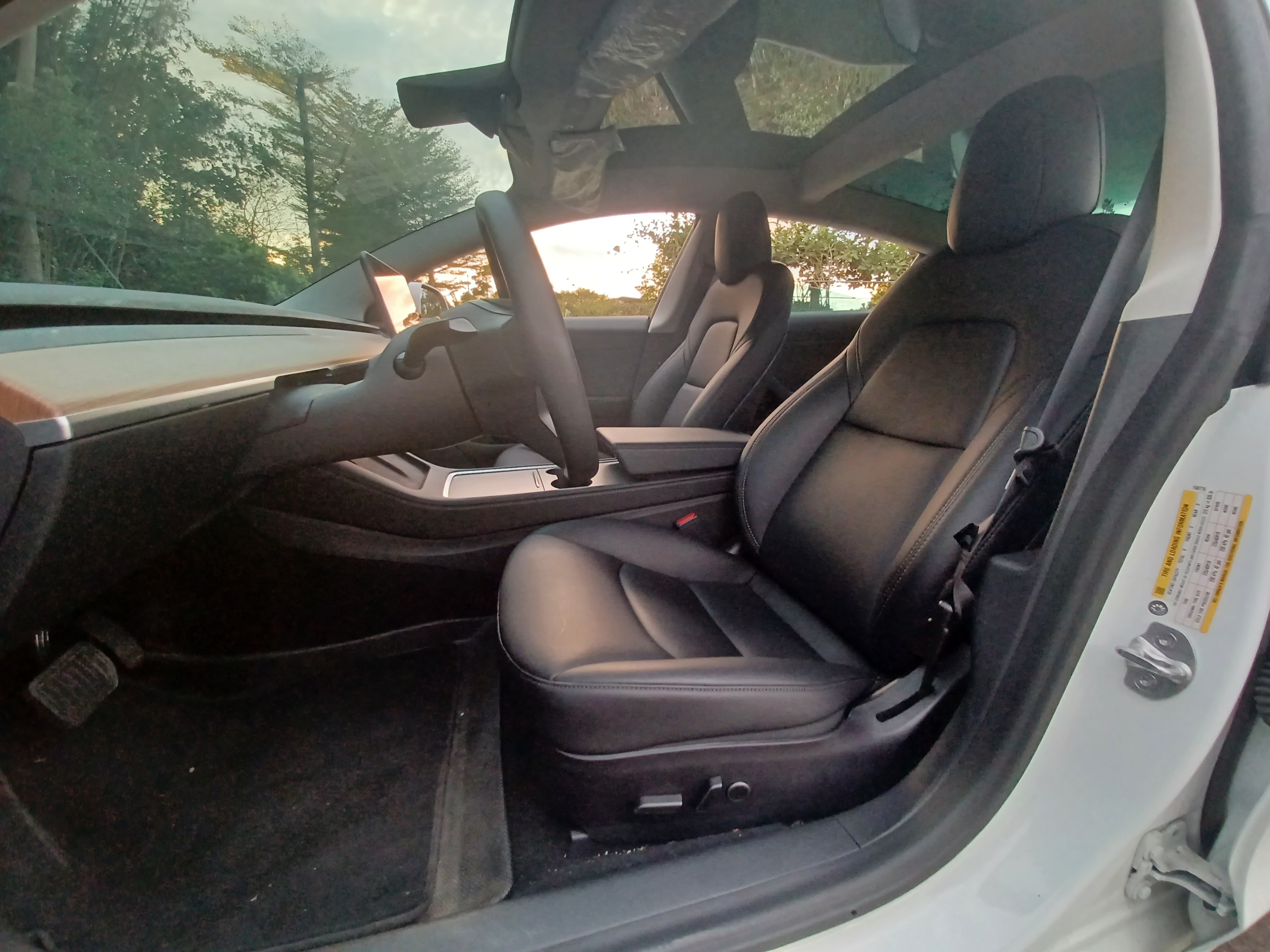 2022 Tesla Model 3 LongRange  第4張相片