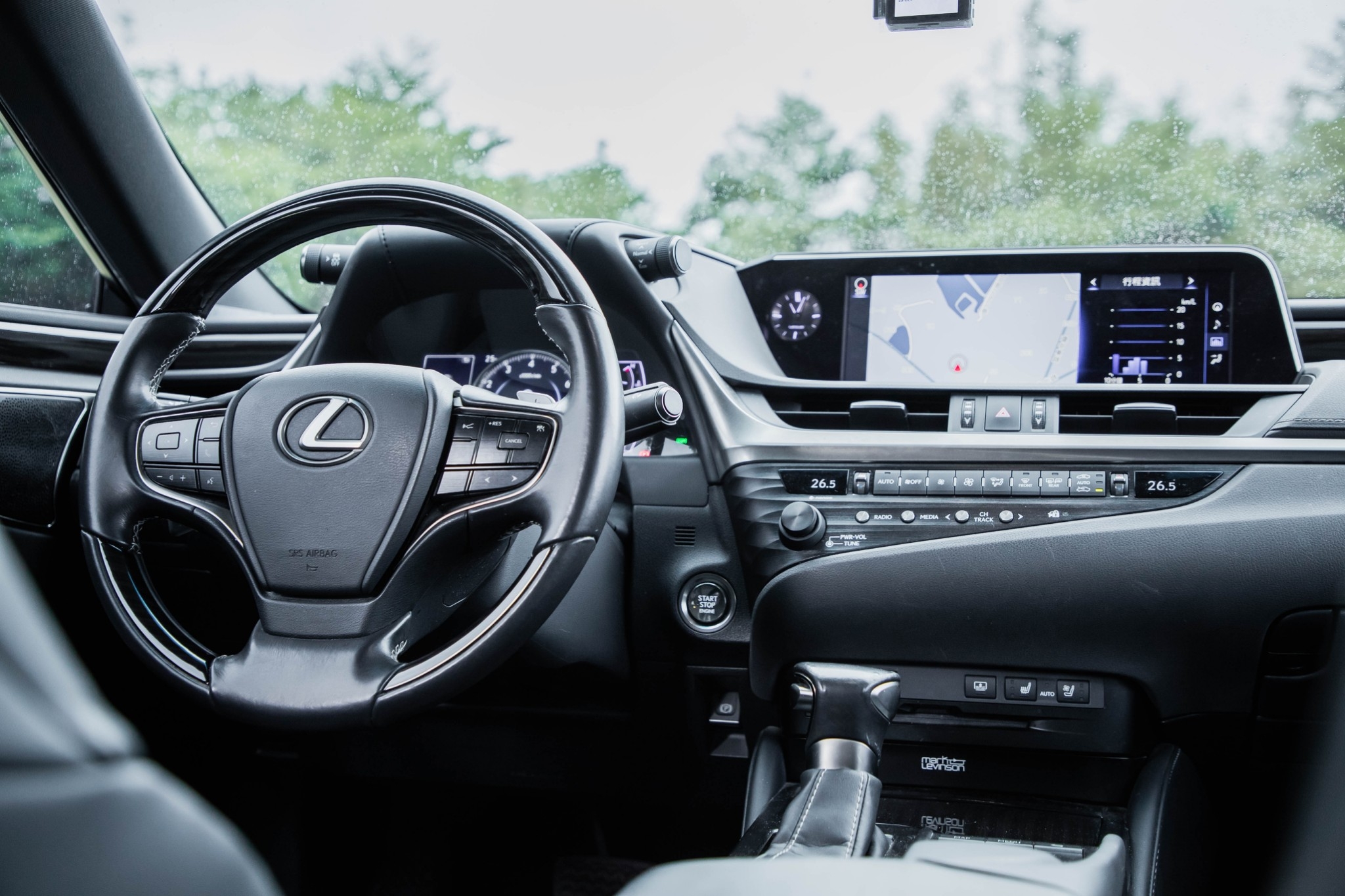 2018 Lexus ES250 旗艦款  第5張相片