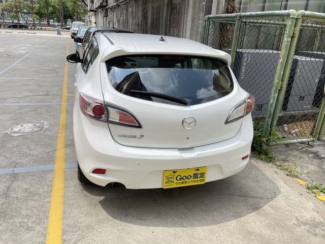 MAZDA馬自達 MAZDA 3  第3張相片