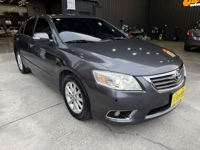 TOYOTA豐田 CAMRY  第3張相片