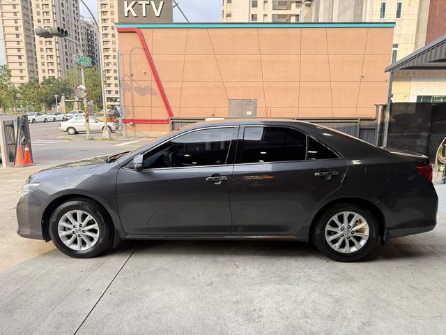 TOYOTA豐田 CAMRY  第7張相片