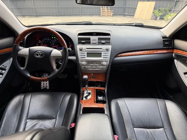 TOYOTA豐田 CAMRY  第17張相片