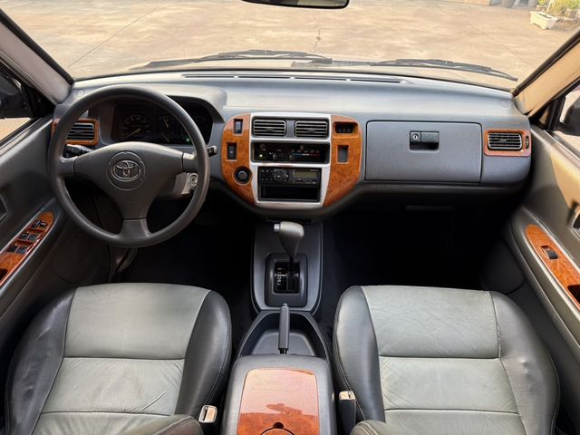 TOYOTA豐田 ZACE SURF  第9張相片