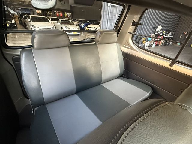 TOYOTA豐田 ZACE SURF  第17張相片