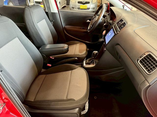 VOLKSWAGEN福斯 POLO  第17張相片