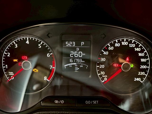 VOLKSWAGEN福斯 POLO  第18張相片