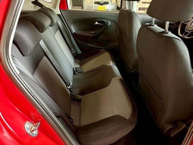 VOLKSWAGEN福斯 POLO  第19張相片