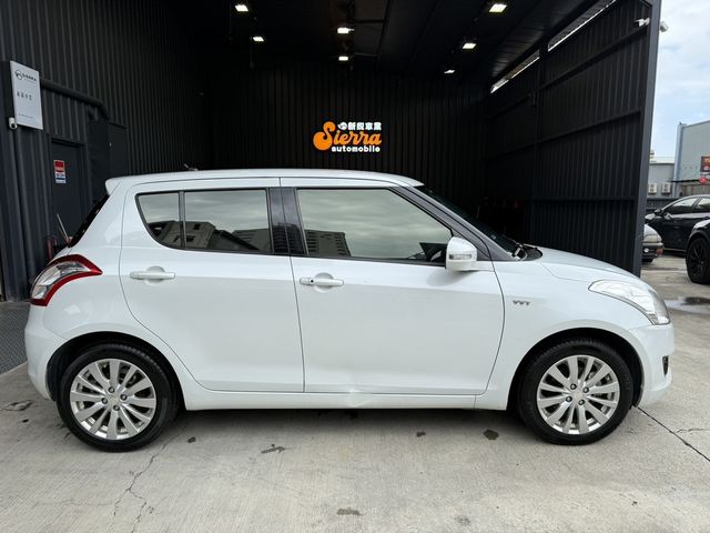 SUZUKI鈴木 SWIFT  第8張相片