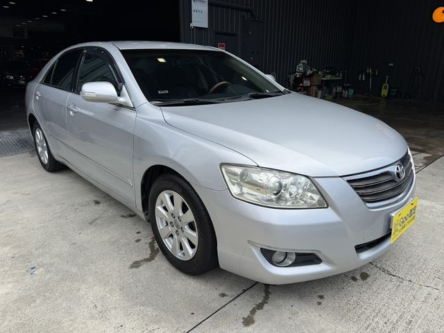 TOYOTA豐田 CAMRY  第3張相片