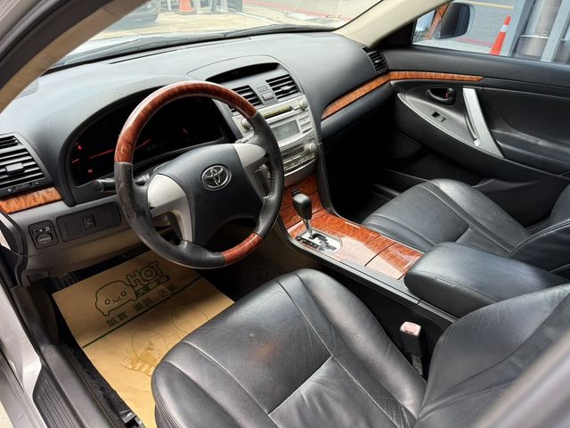 TOYOTA豐田 CAMRY  第10張相片