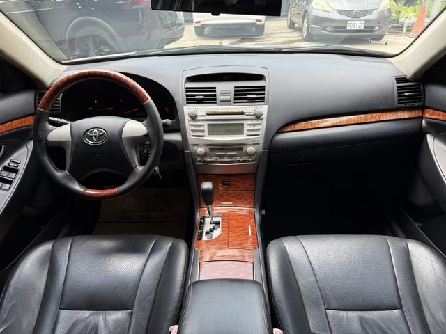 TOYOTA豐田 CAMRY  第17張相片