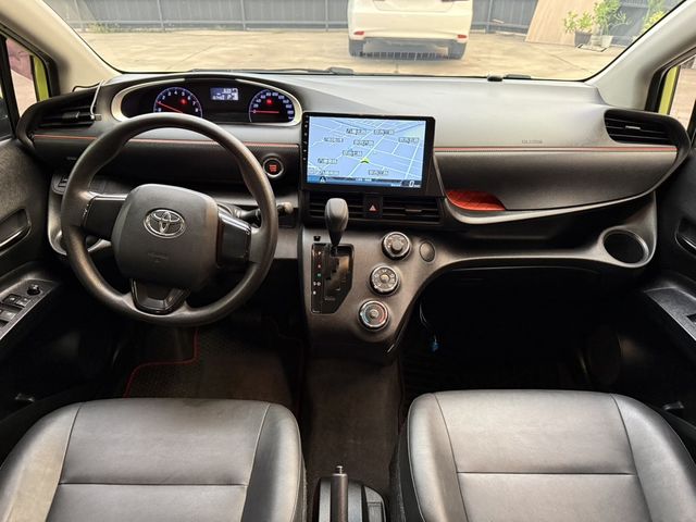 TOYOTA豐田 SIENTA  第17張相片