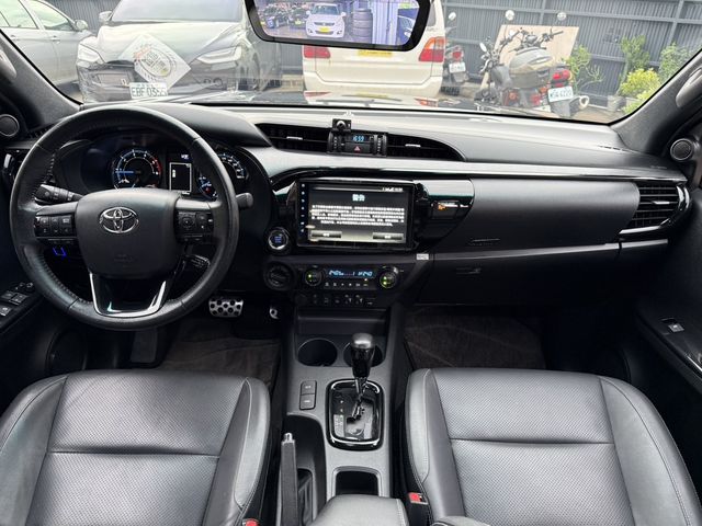 TOYOTA豐田 HILUX  第9張相片