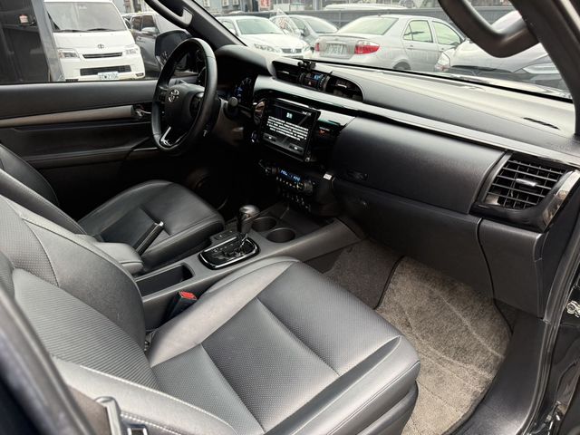 TOYOTA豐田 HILUX  第16張相片