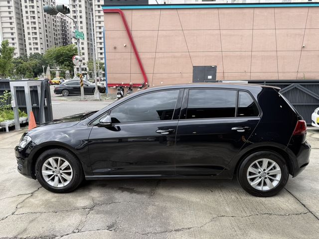 VOLKSWAGEN福斯 GOLF  第7張相片